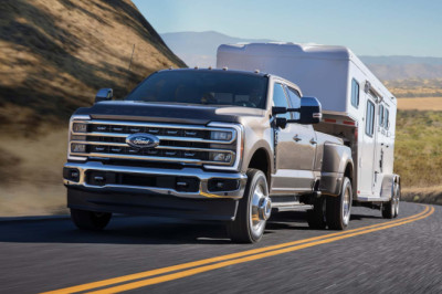 Heavy-Duty Trucks Are Finally Getting The Safety Ratings They Need