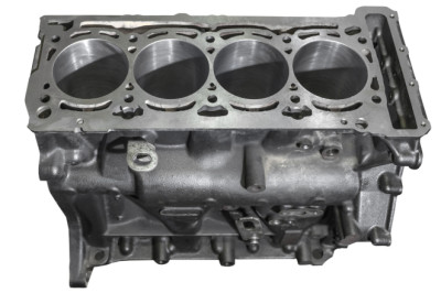 These Symptoms Might Mean Your Car Has A Cracked Engine Block