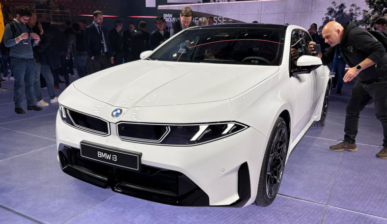 Electric 3 Series: BMW i3 brings 567-mile range for £53k