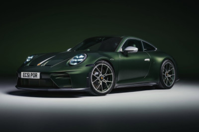 Special Edition Porsche 911 GT3 Marks 75 Years of the Brand in Britain